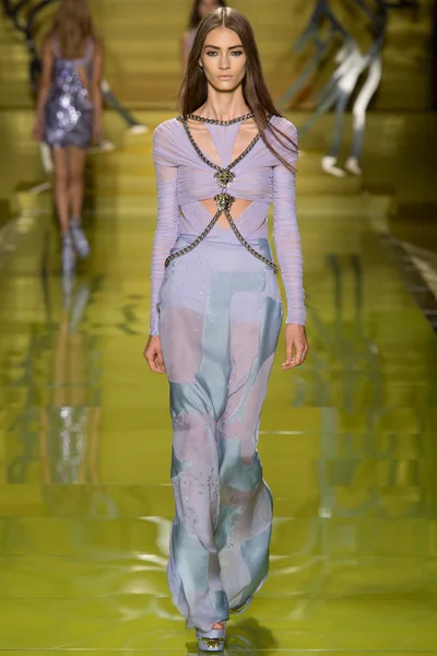 Look 44